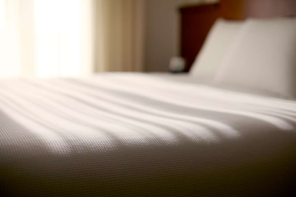 Hyatt Place West London Hayes Стая снимка