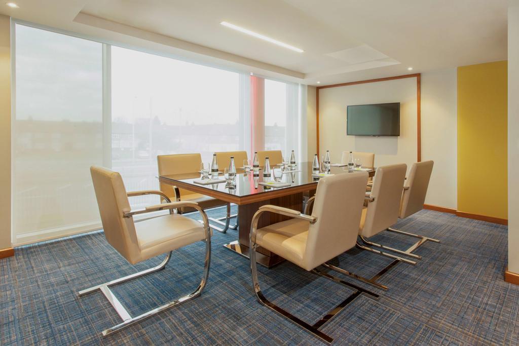Hyatt Place West London Hayes Екстериор снимка