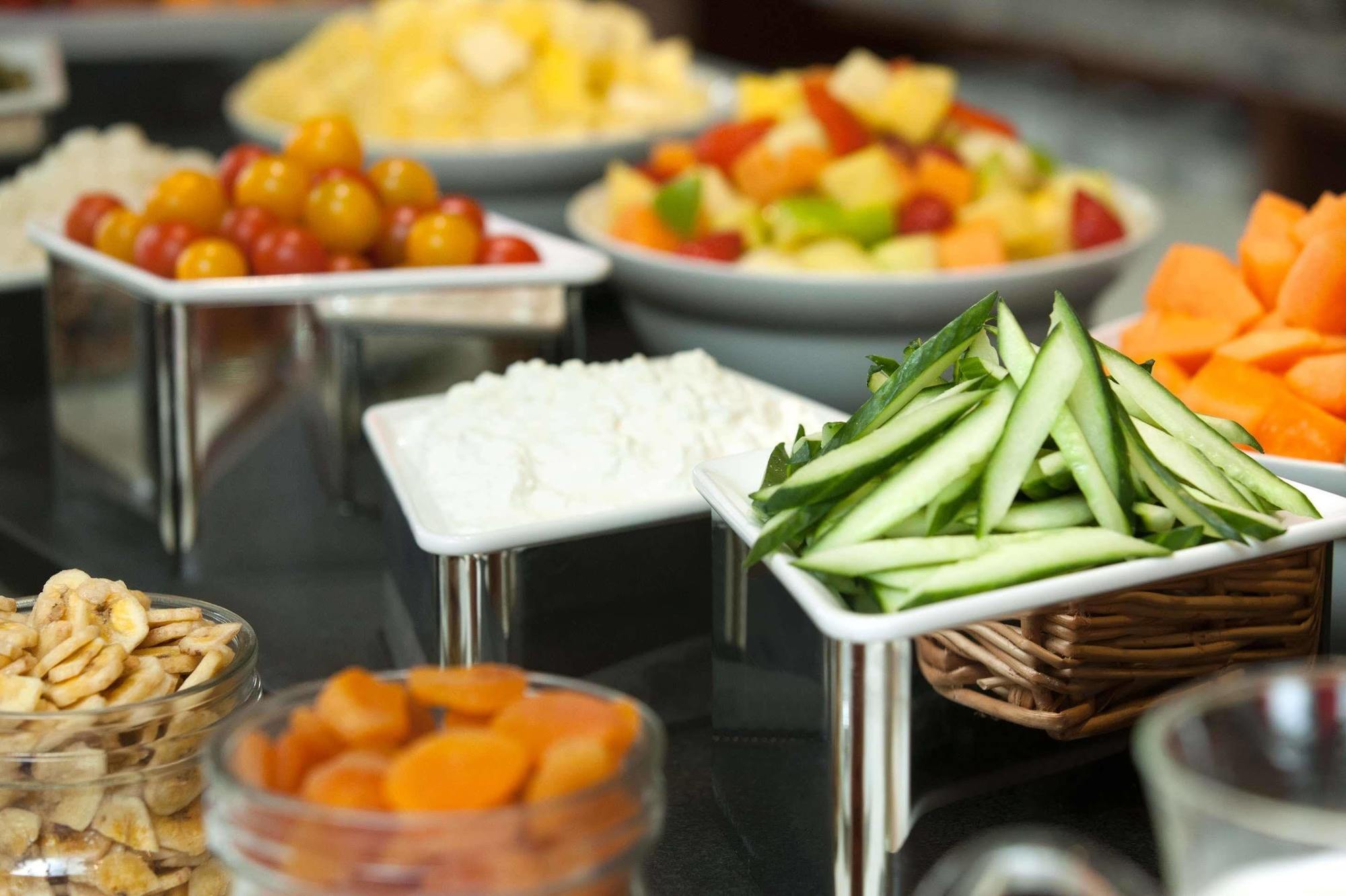 Hyatt Place West London Hayes Екстериор снимка